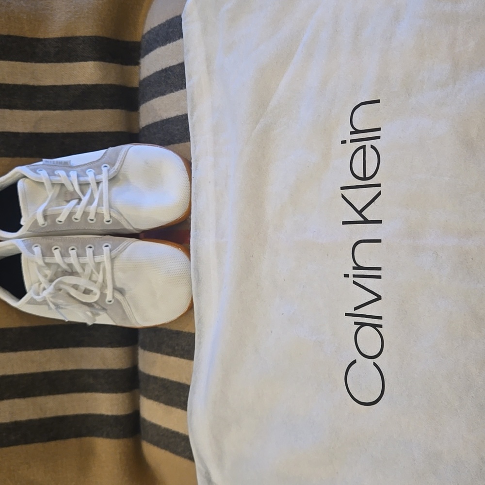 WHITIN White Canvas Sneakers With Orange Sole Size 39 NWOT - Picture 7 of 8